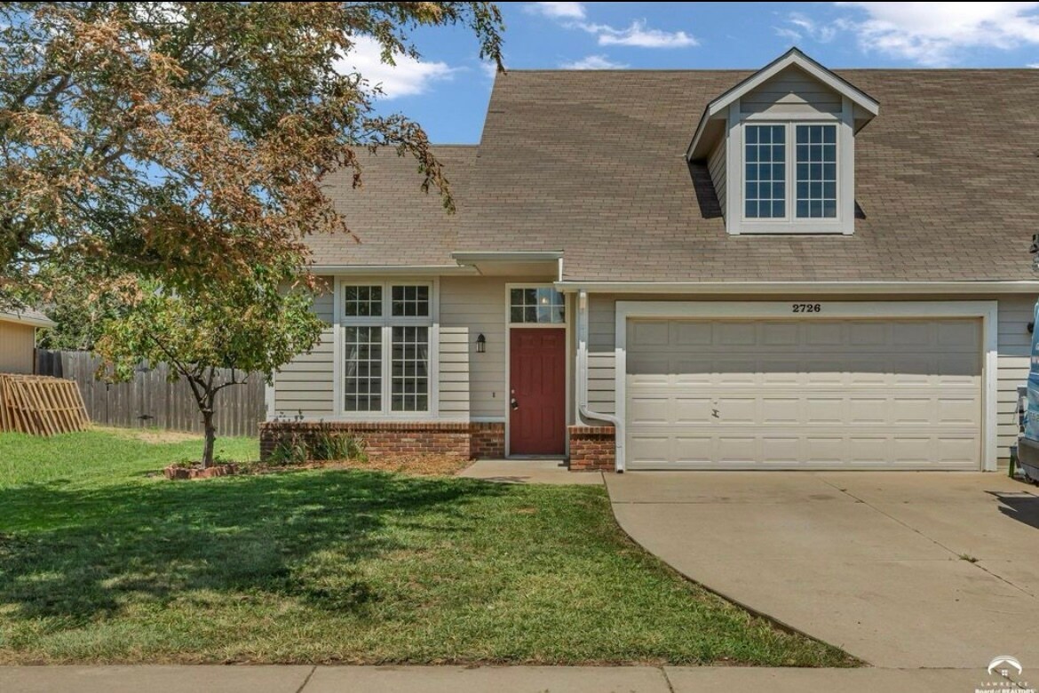 Foto principal - 2726 Harrison Pl