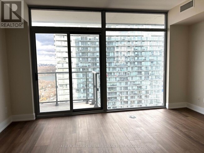 Building Photo - 105 The Queensway