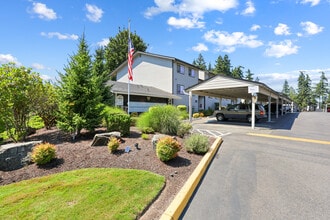 Building Photo - Scandia Knolls