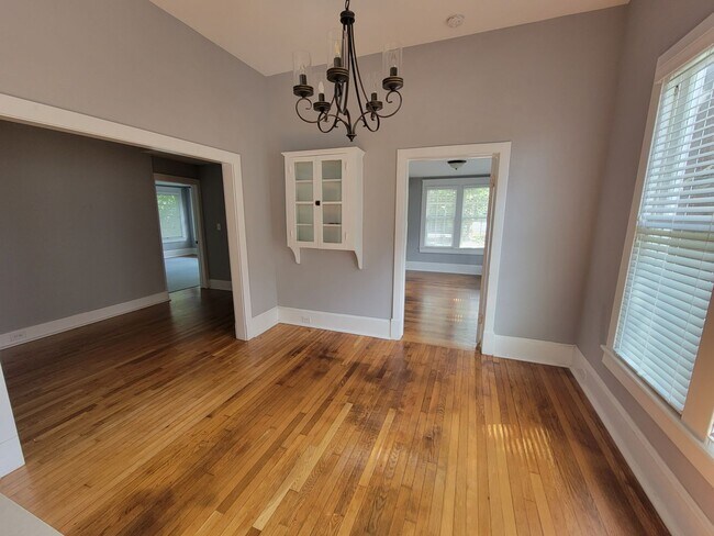 Foto del edificio - 921 Spring Garden St