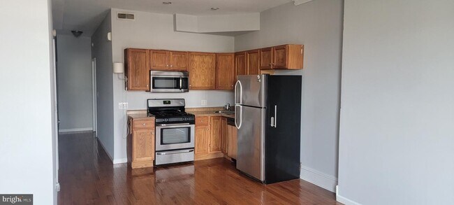 Building Photo - 1710 E Passyunk Ave