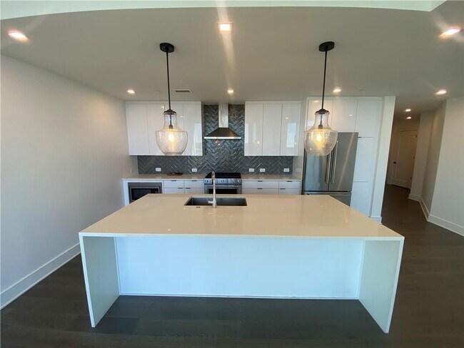 Foto del edificio - 788 West Marietta St NW