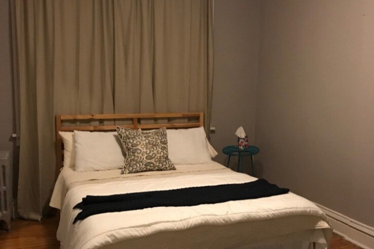 Foto principal - 327 N Taylor Ave