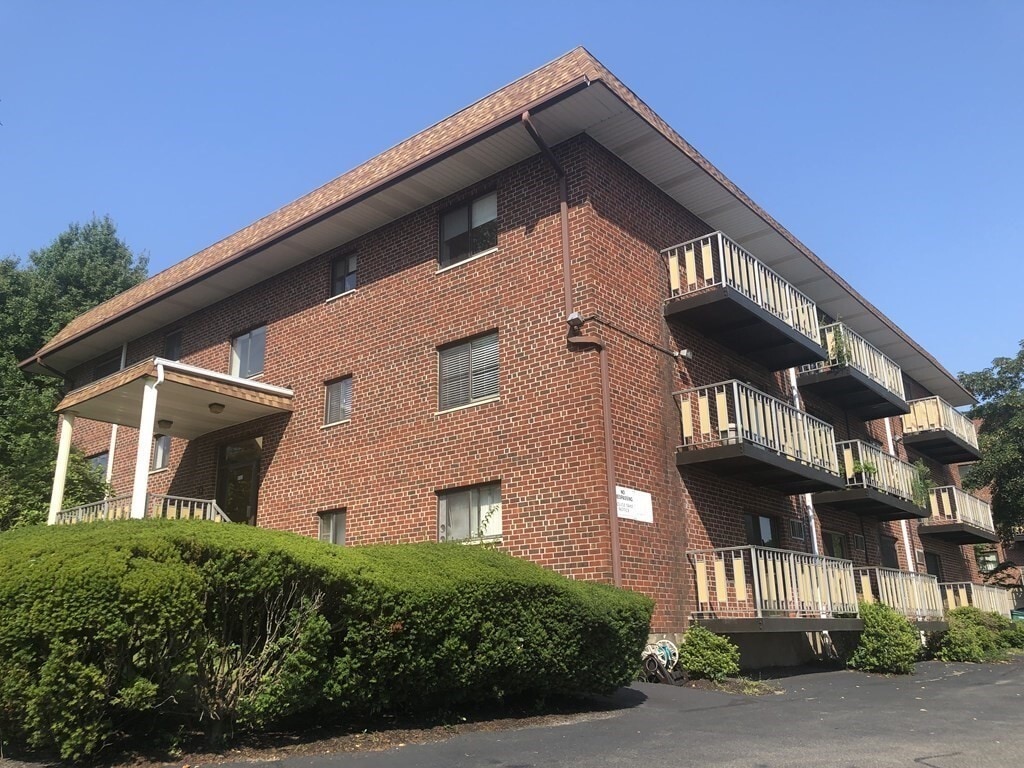 Building Photo - 111 Warren Ave