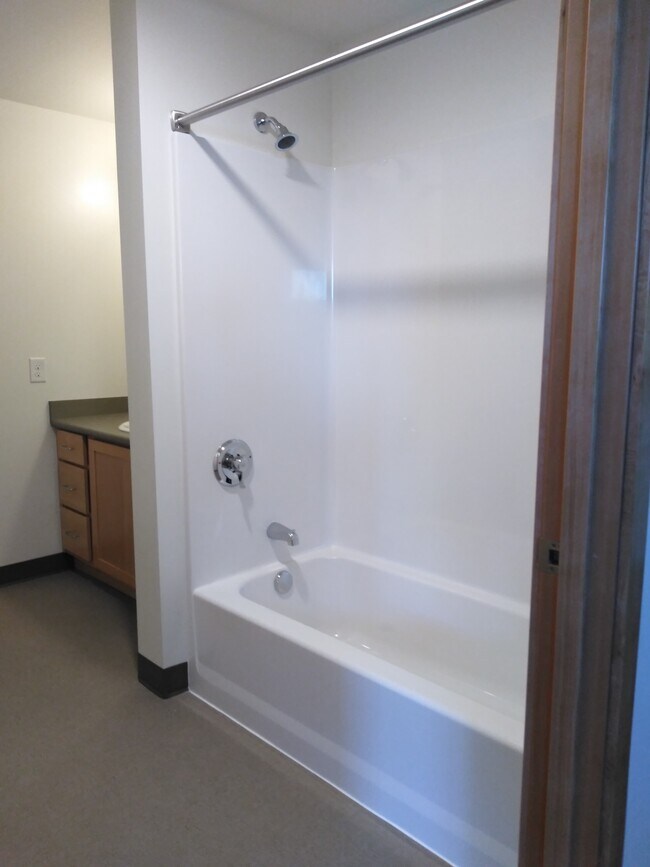Baño - 329 23rd Ave S