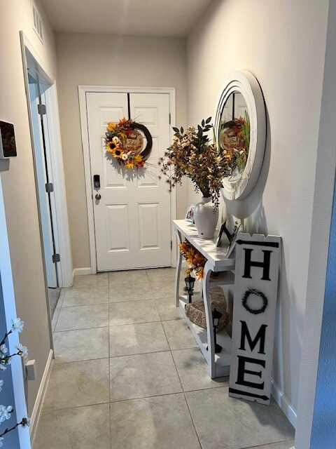 vestíbulo y dormitorio - 17784 Turning Leaf Cir