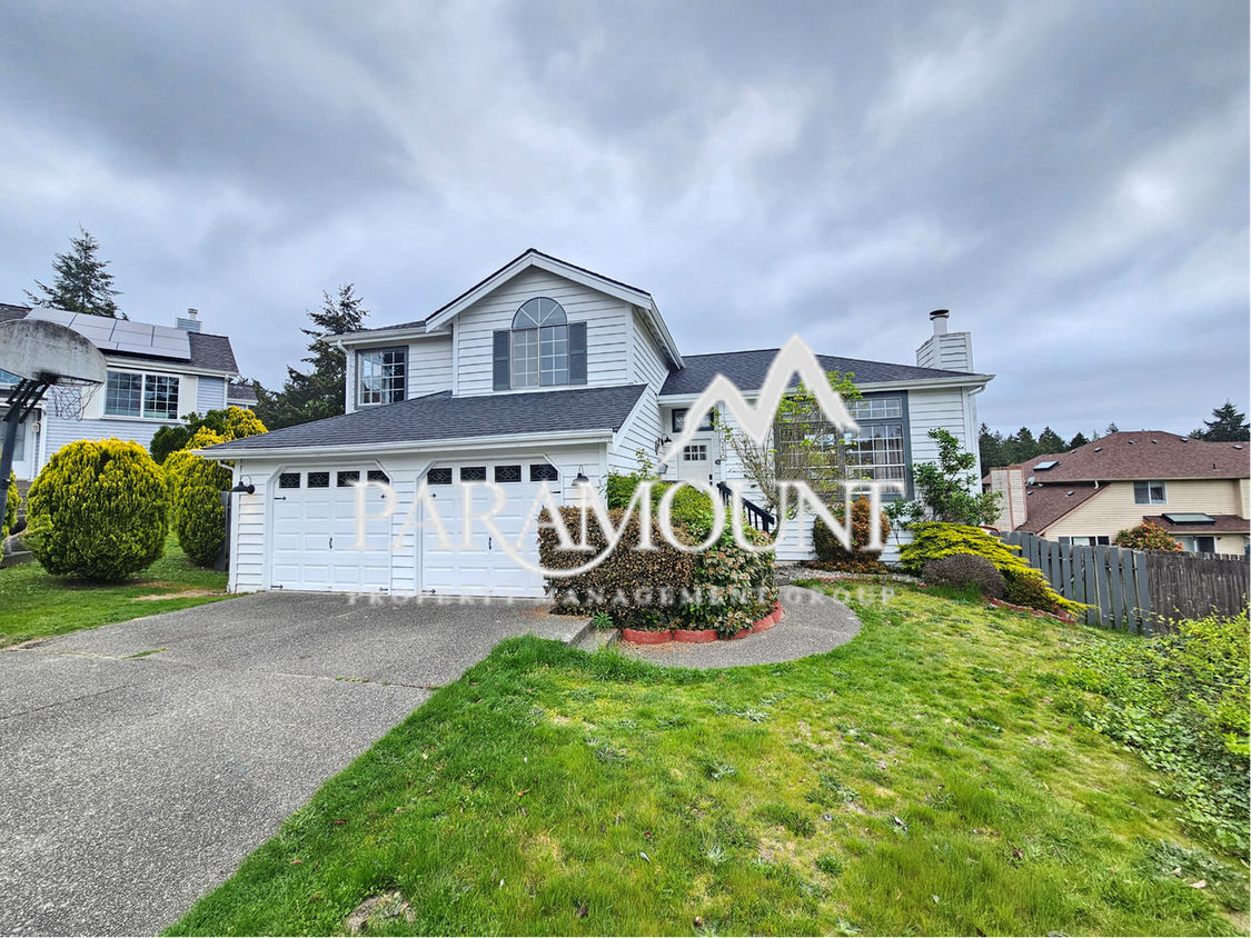 Foto principal - Gorgeous 3 Bedroom in Silverdale!