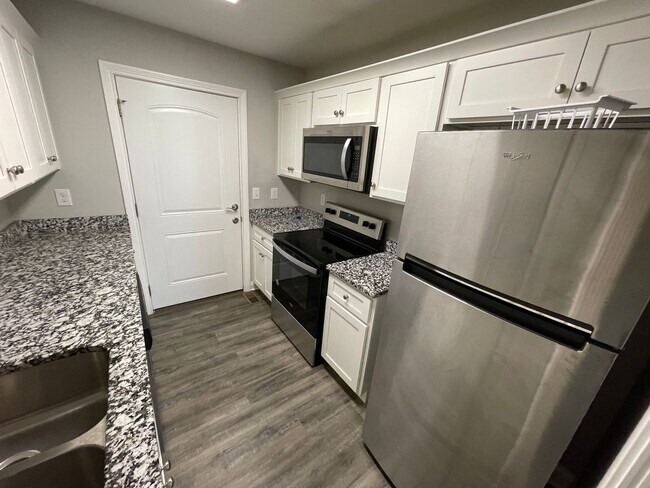 Foto del edificio - Perfect Condo Home For Lease