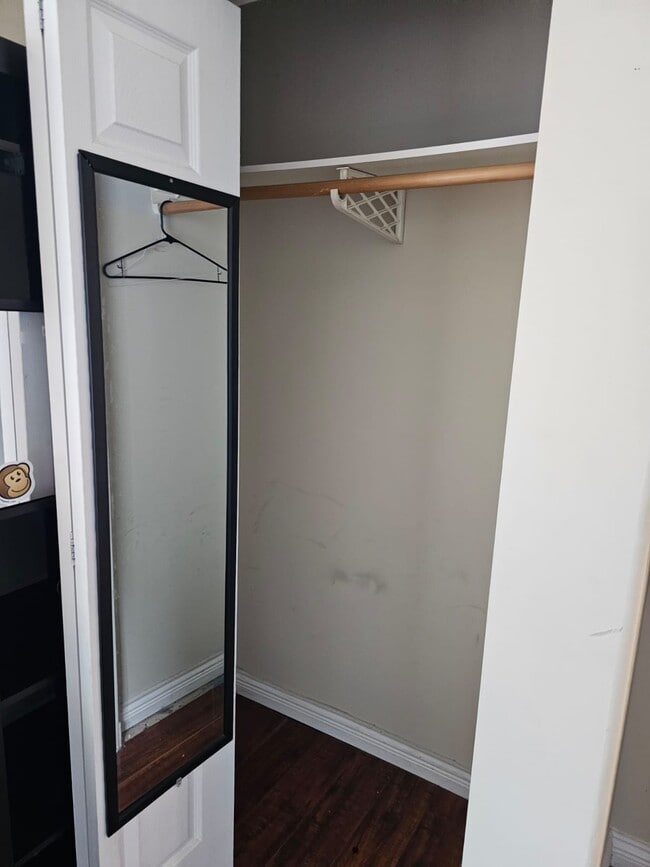 Building Photo - 5139 Fairmont St