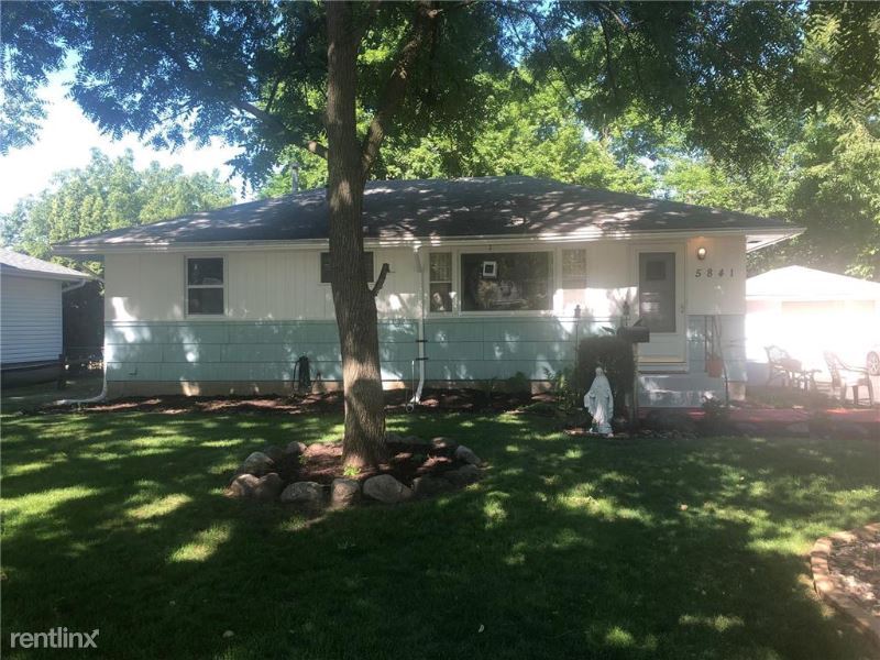 Primary Photo - 3 br, 2 bath House - 5841 Regent Ave N