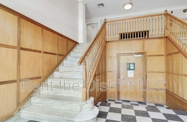 Foto del edificio - 1708 Newton St NW
