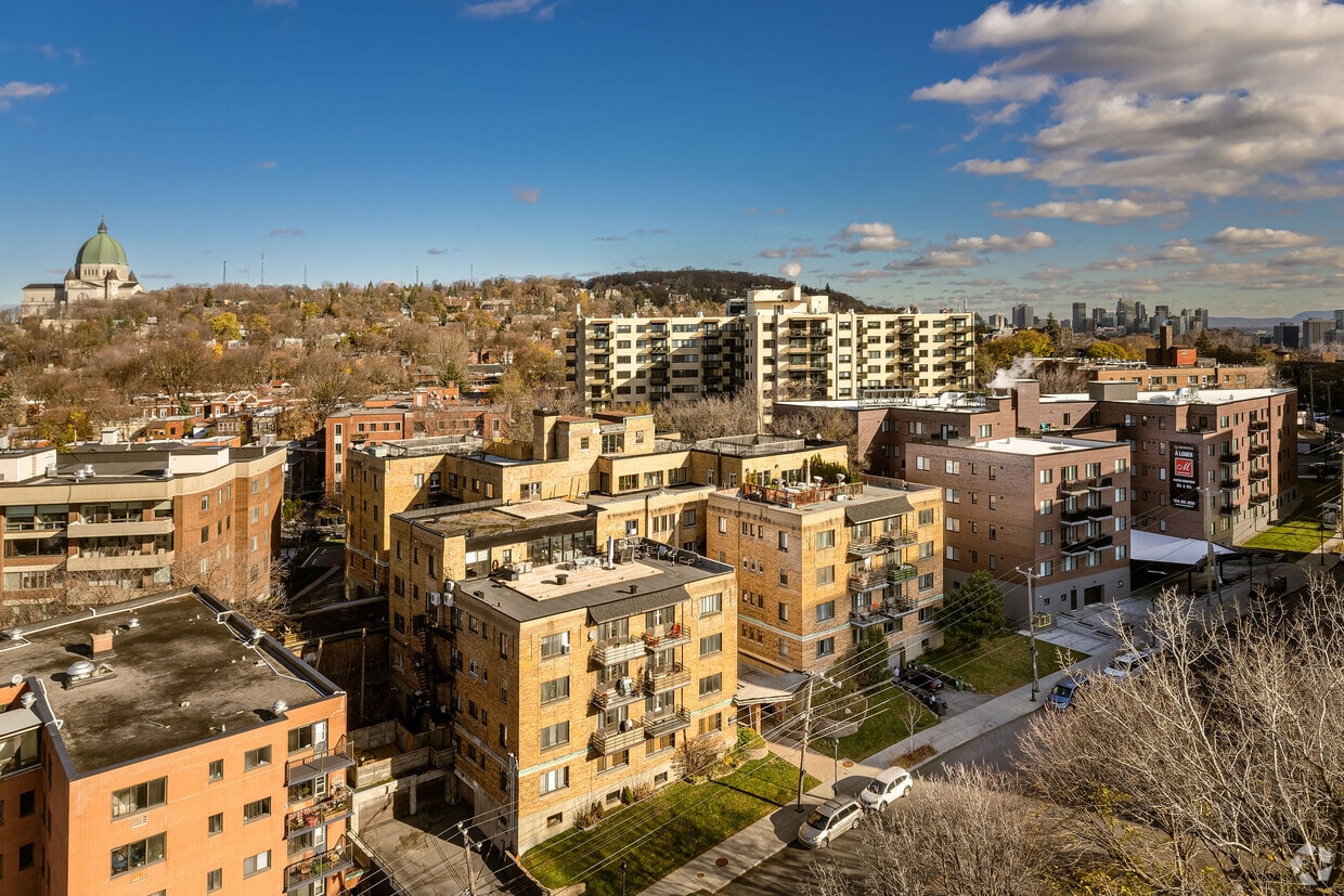 Aerial Photo - 4650 Av Bonavista