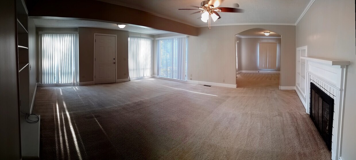 Sala de estar - 390 N Lanier St