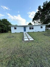 Building Photo - 801 Brodhag Dr