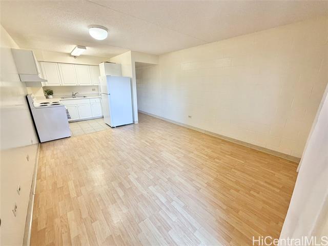 Foto del edificio - 1074 Lunalilo St