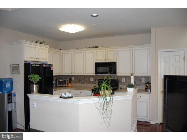 Foto del edificio - 28 Madison Way