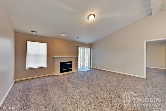 Foto del edificio - 5724 Blackstone Ave
