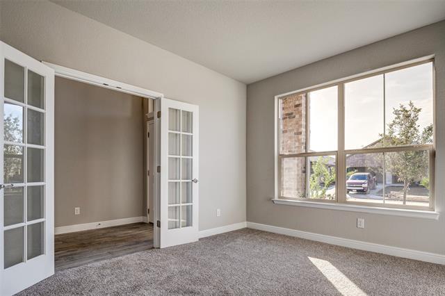 Building Photo - 813 Blackhorse Trl