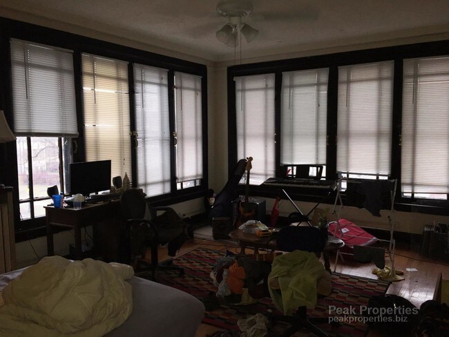 Building Photo - 1603 Ridge Ave