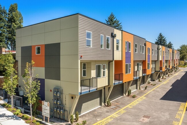 Building Photo - 15610 8th Ave SW