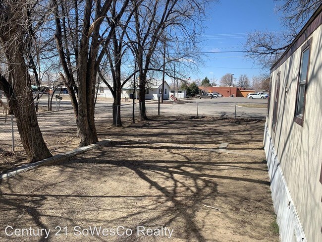 Building Photo - 3 br, 2 bath House - 412 S. 1st Street