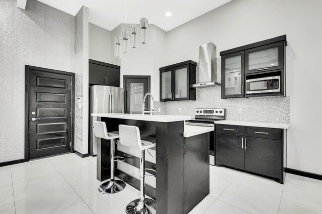 Foto del edificio - SPACIOUS 3 BEDROOM HOME IN HIDALGO!