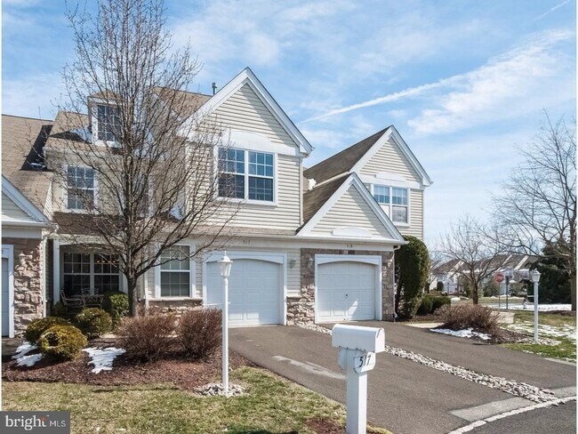 Foto del edificio - 517 Waterford Ct