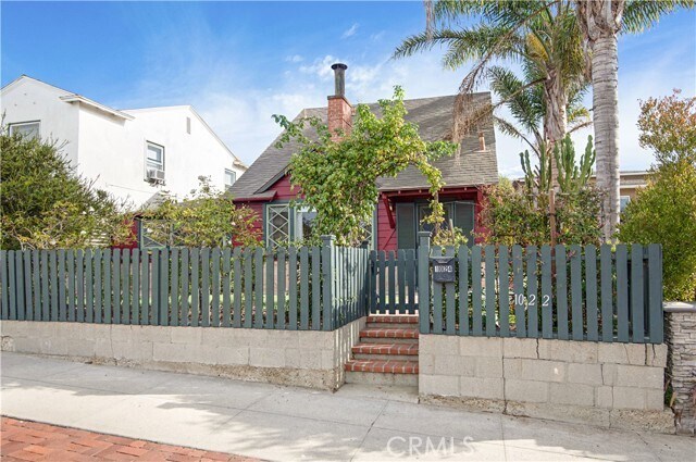 Foto principal - 1024 S Juanita Ave