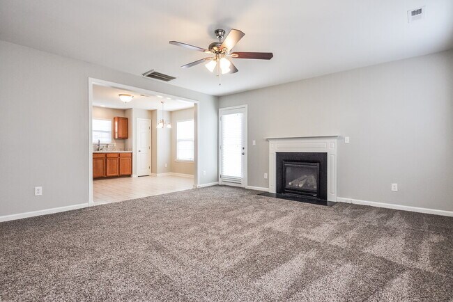 Building Photo - 2707 Brownlow Ct