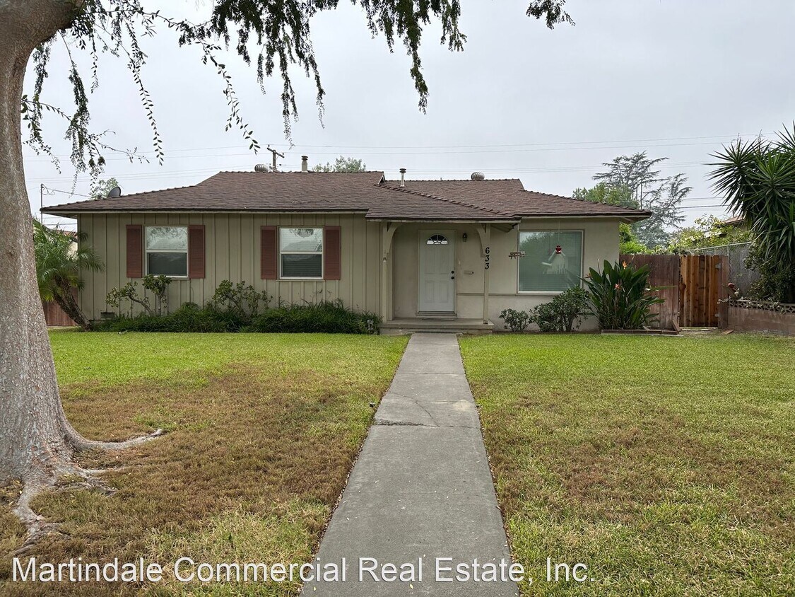Foto principal - 3 br, 1 bath House - 633 N. Vallejo
