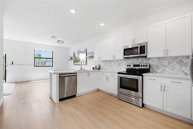 Foto del edificio - 147 SW 185th Way