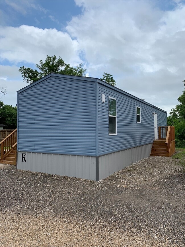Building Photo - 3621 County Rd 161