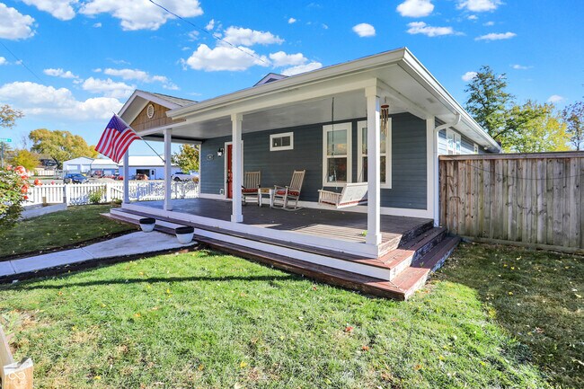 Foto del edificio - 301 W Pierce St