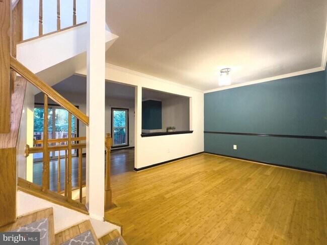 Building Photo - 6012 Rockton Ct