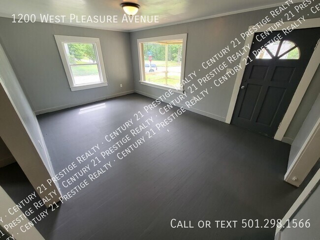 Building Photo - 1200 West Pleasure Avenue