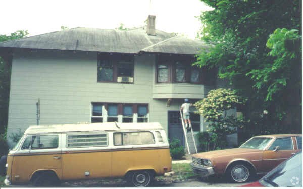 Primary Photo - Halcyon Coop