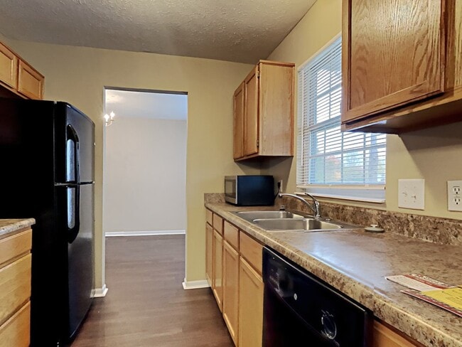 Building Photo - 5720 Petersburg Parkway