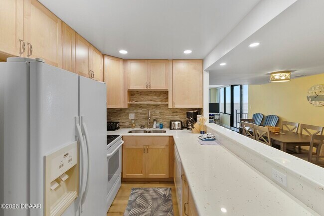 Foto del edificio - 3051 S Atlantic Ave