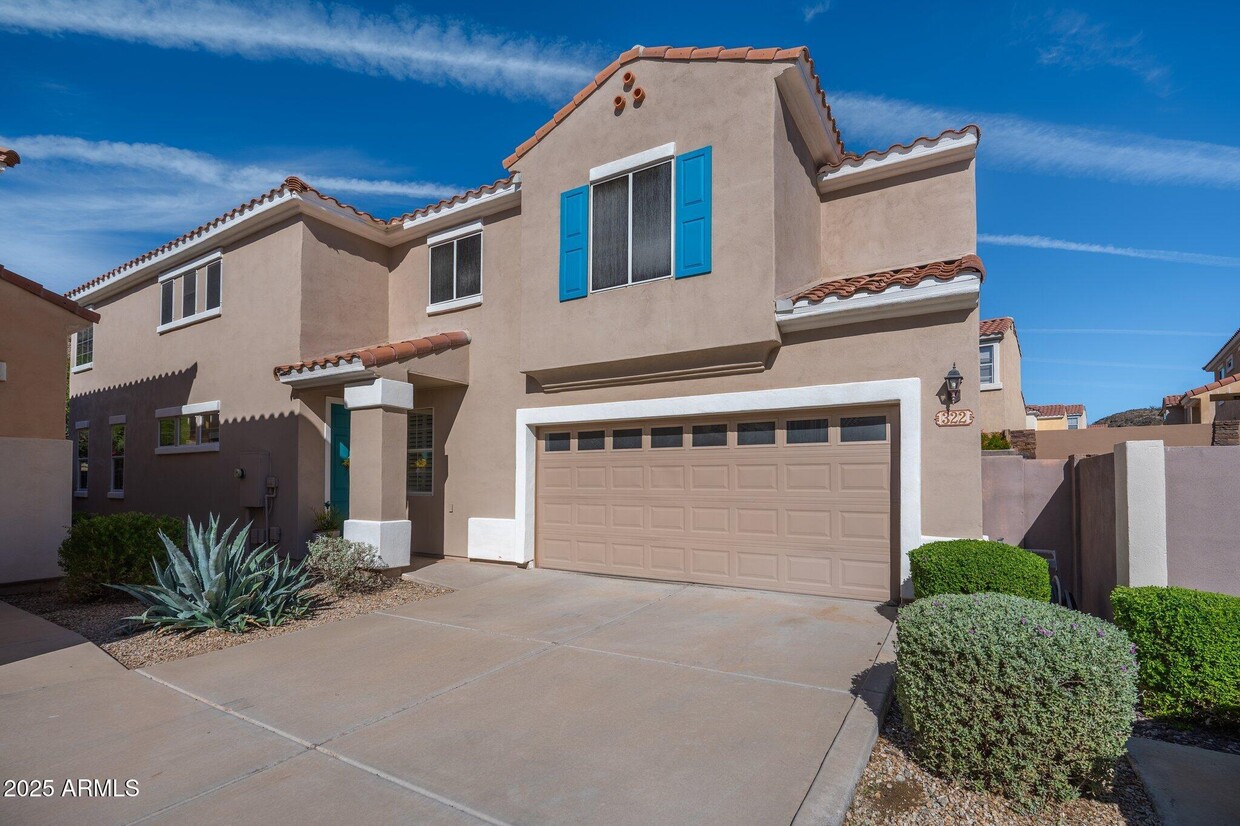 Primary Photo - 322 W Mountain Sage Dr