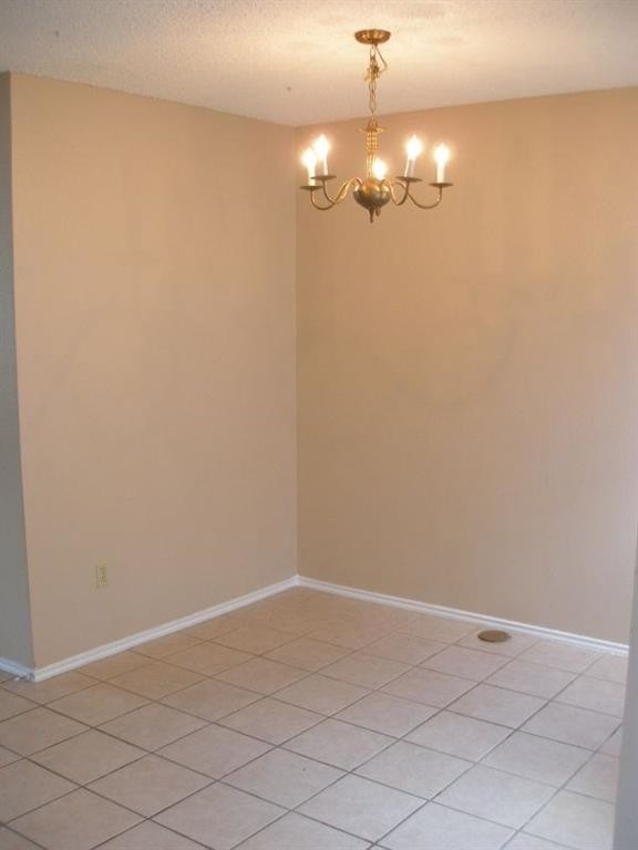 Building Photo - 9717 Copper Creek Dr