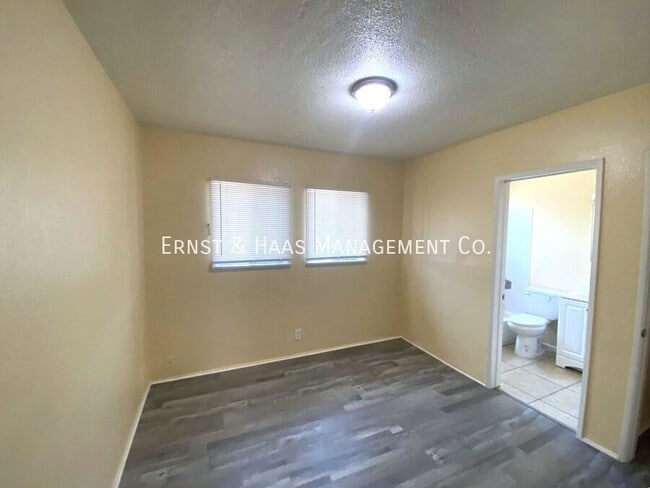 Foto del edificio - 13812 S Avalon Blvd