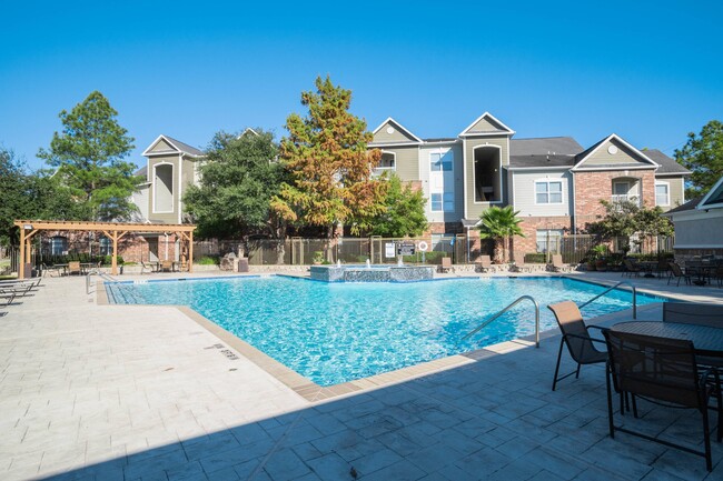 ¡Piscina estilo centro turístico - Carrington Place Apartments