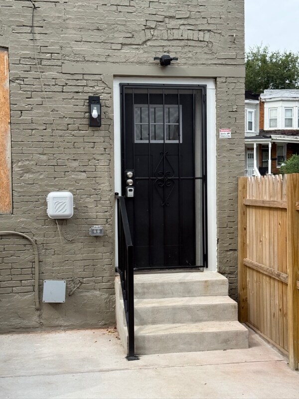 Building Photo - 2009 N Smallwood St