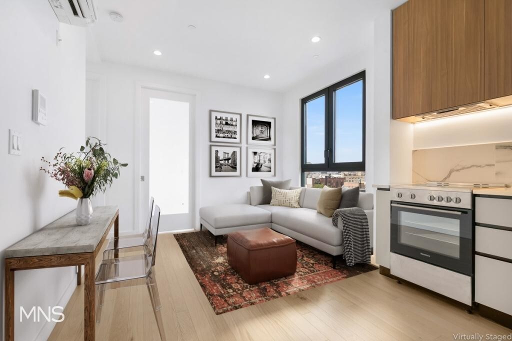 Foto principal - 583 Lorimer Street
