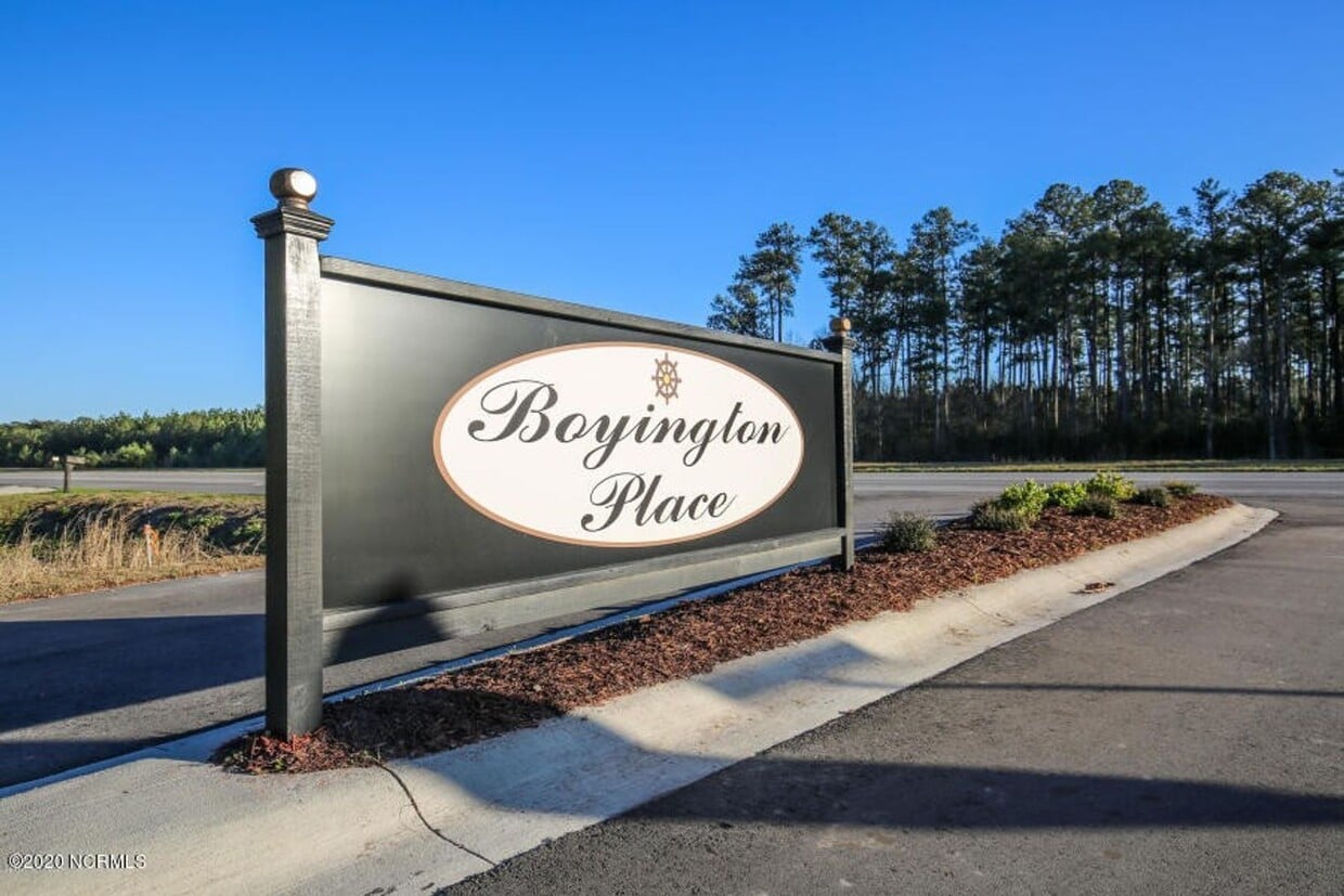 Primary Photo - Townhome in Midway Park - Boyington Place!