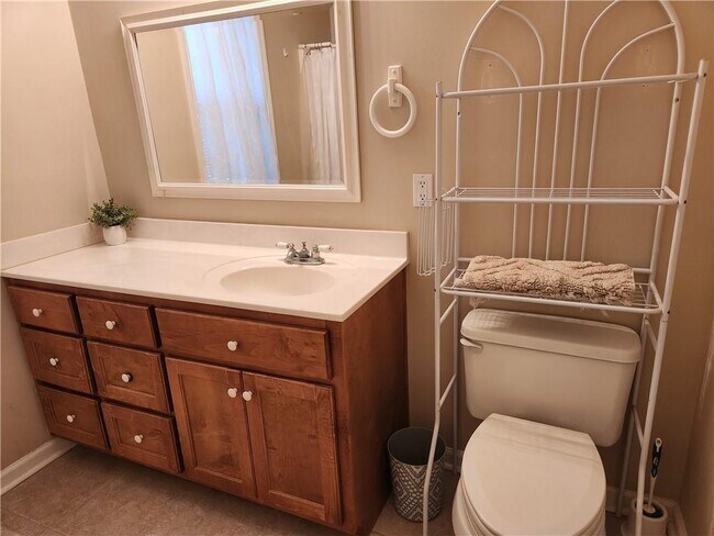 Foto del edificio - 108 Clapper Rail Ln