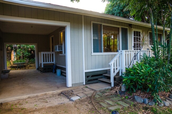 Building Photo - 320 Nakoa Dr.