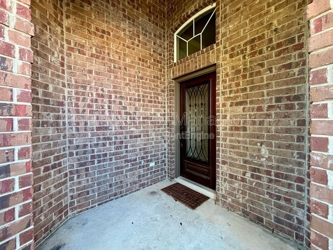 Building Photo - 8902 Derby Dan