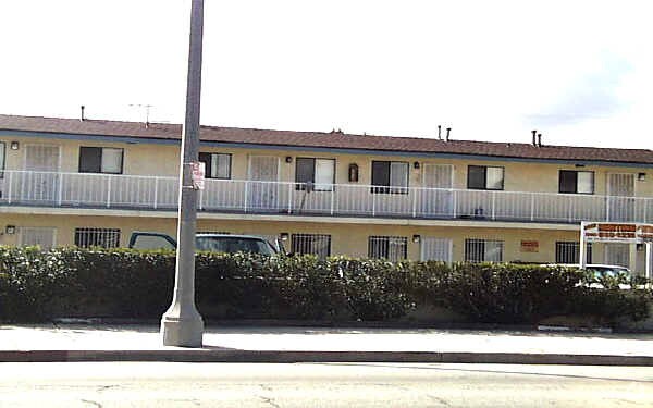 Primary Photo - 1221 N Wilmington Blvd