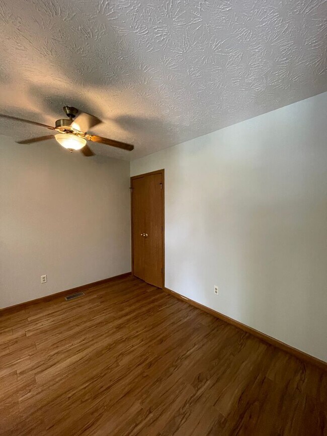 Building Photo - 2810 Duroc Ct-ROLLEY